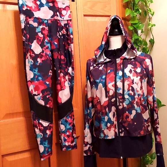 Xersion 2 piece Activewear EUC - Picture 2 of 14